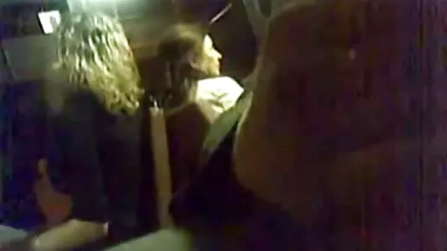Hete porno Geen registratie  Dikke vrouw die omasexfilm copuleert met haar partner.