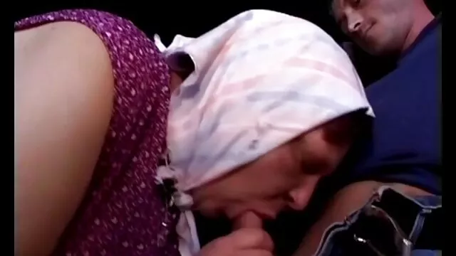 Hete porno Geen registratie  De baas kijkt, en verona van der leur pornofilm onderwerpt masturbatie lul.