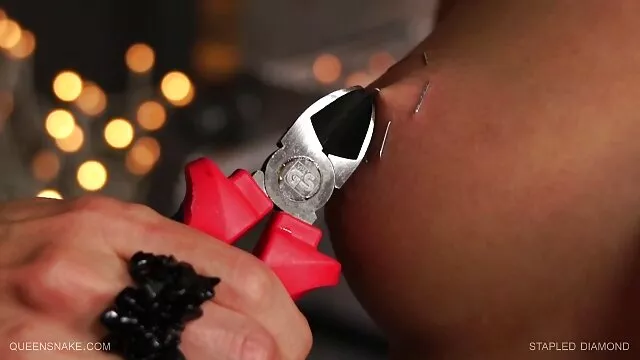Hete porno Geen registratie  Een lid ebony pornofilms van de masseur pijpen.