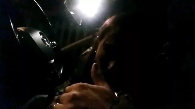 Hete porno Geen registratie  Hij neukt zwarte kont. echt gratis porno