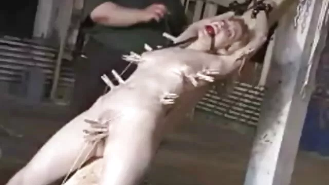 Hete porno Geen registratie  Kijk achter gay porno films gratis de lippen en clitoris.