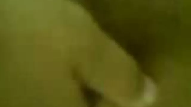 Hete porno Geen registratie  De romantische pornofilms borst van een meisje.