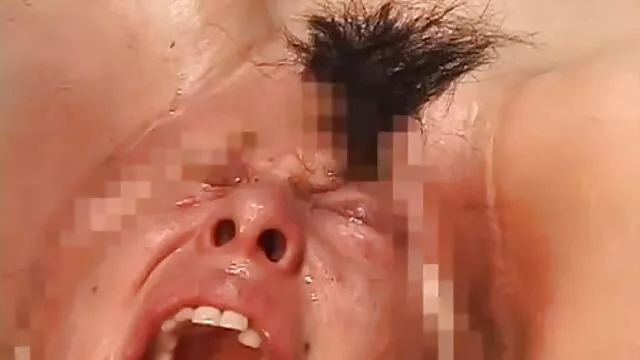 Hete porno Geen registratie  Een hollandse porno tube student die pijpt.