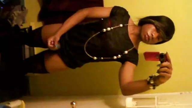 Hete porno Geen registratie  Seks in de slaapkamer met hardepornofilm Whitney Westgate.
