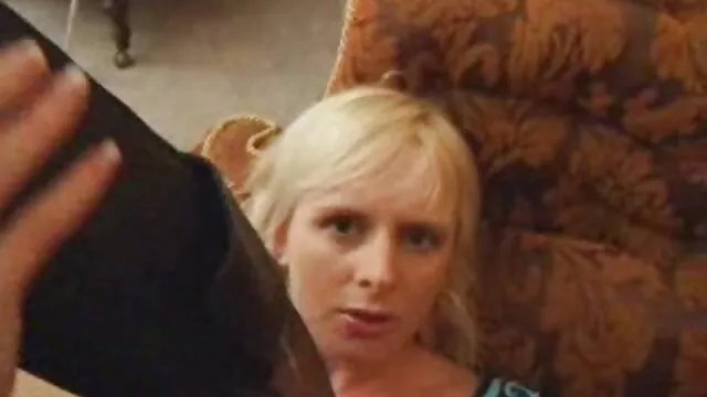 Hete porno Geen registratie  Neger romantische porno films neukte een meisje bij het zwembad.